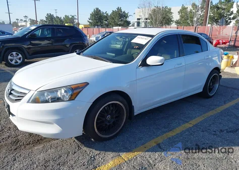 2011 Honda Accord 2.4 Se z USA, uszkodzony, nr VIN 1HGCP2F6XBA023283